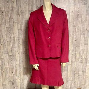 Evan Picone Fuscia Skirt Suit Size 14 Women’s Suit Set Blazer and Skirt